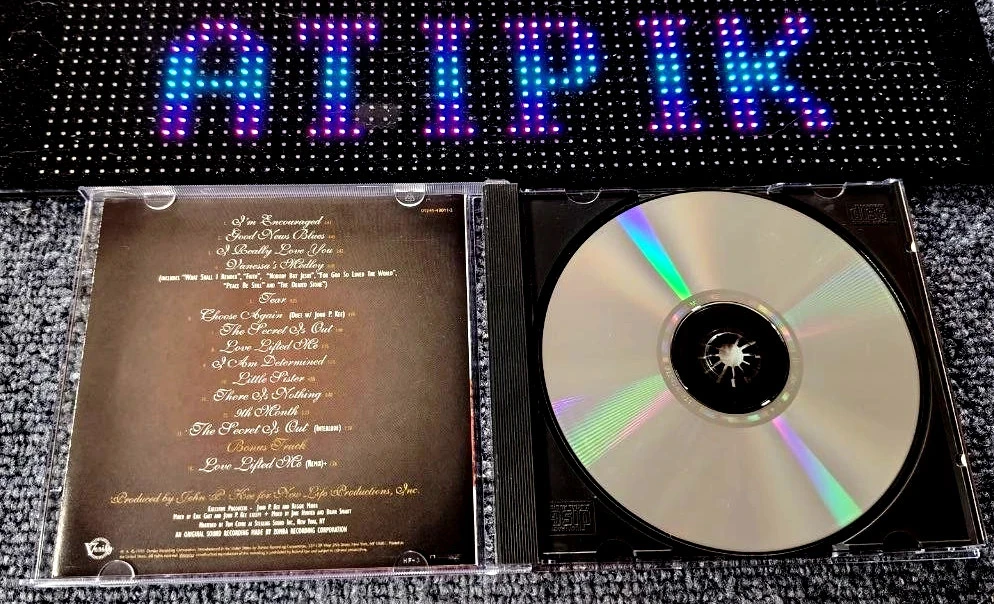 🎤 Vanessa Bell Armstrong - The Secret Is Out - CD Gospel Import US Ultra Rare📀 – photo 4